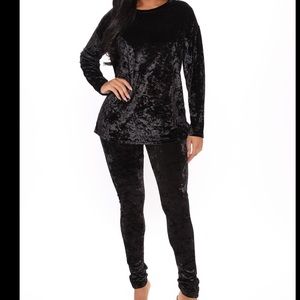 Casual but cute legging set- black